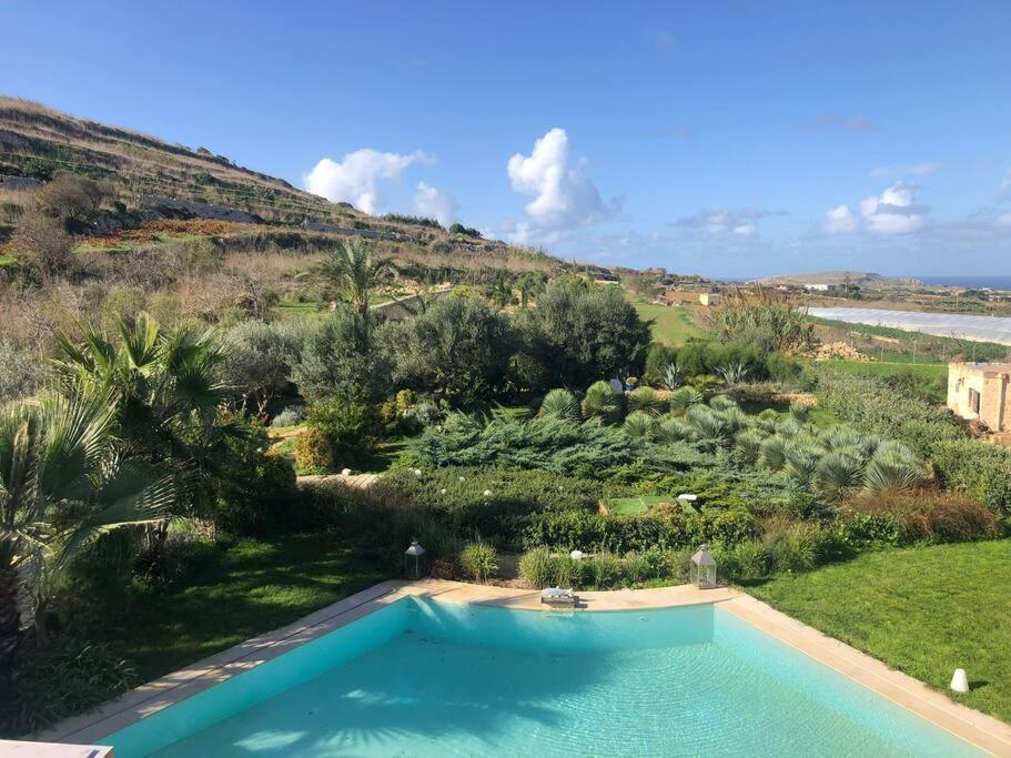 Вилла Sunset Oasis L-Imgarr Экстерьер фото