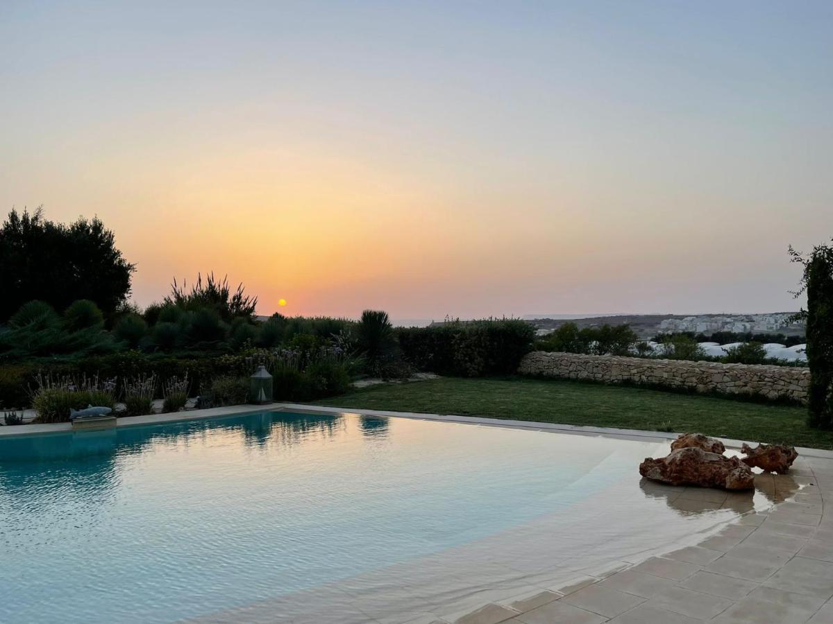 Вилла Sunset Oasis L-Imgarr Экстерьер фото