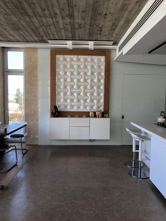 Вилла Sunset Oasis L-Imgarr Экстерьер фото